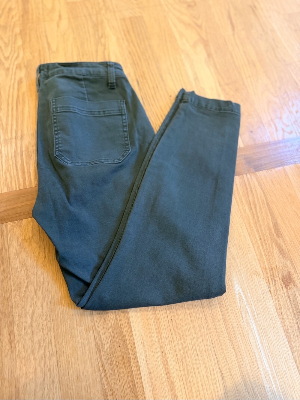 Ladies Size 28 "Studio Blue" Slim Ponte Pants in Dark Green GUC